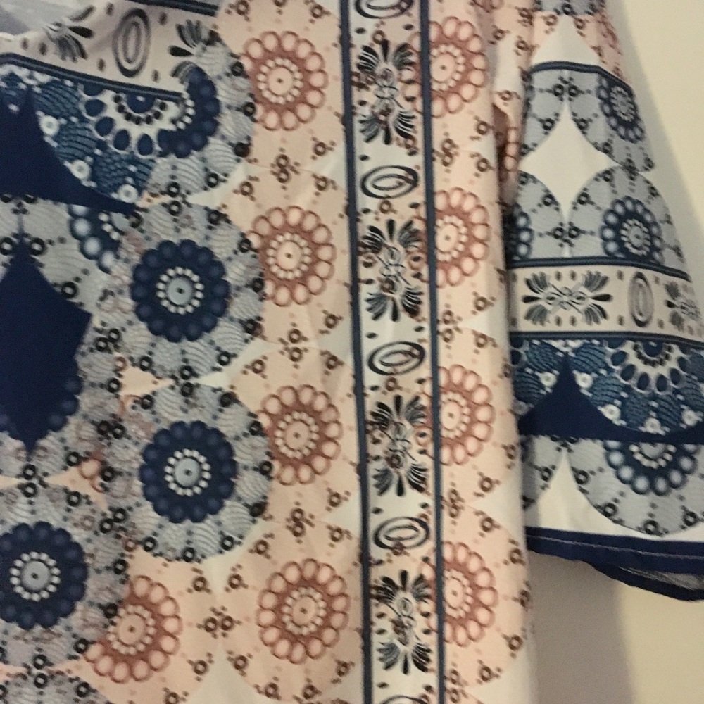 Tunic - Picture 2 of 2